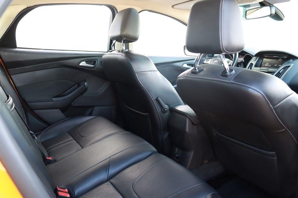 Ford Focus  2012