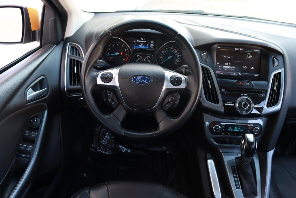 Ford Focus  2012