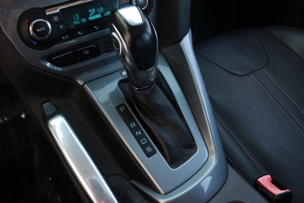 Ford Focus  2012