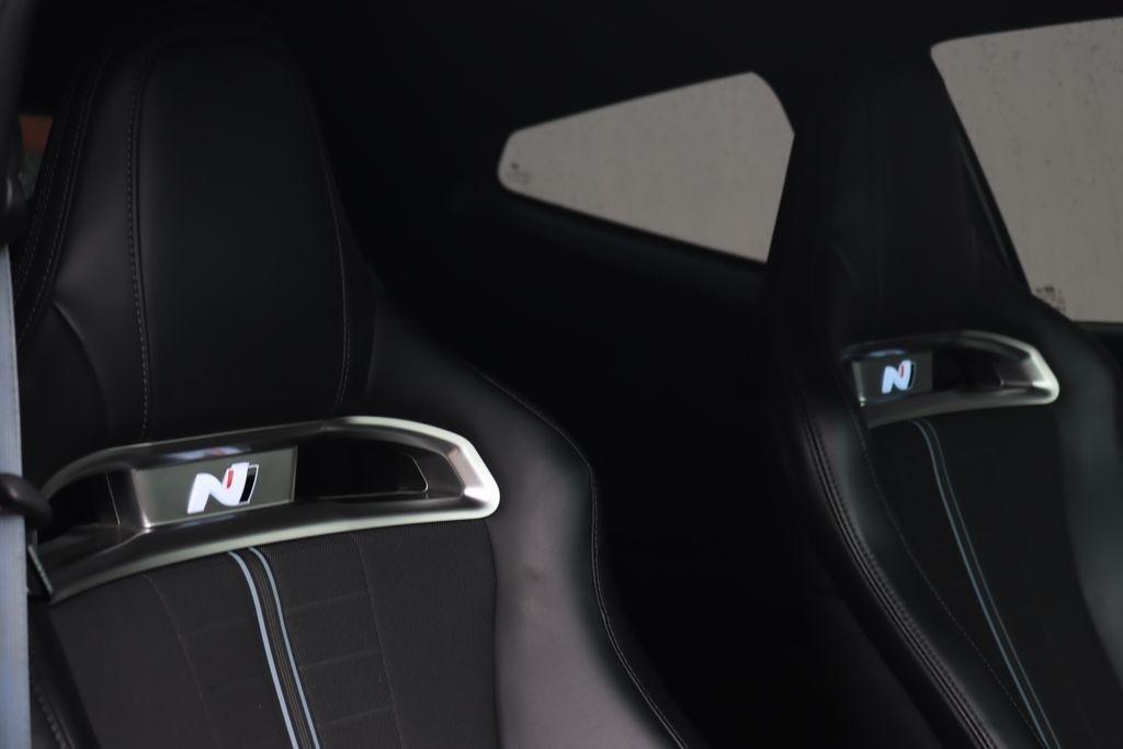 Hyundai Veloster N  2021