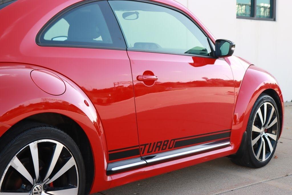 Volkswagen Beetle  2013