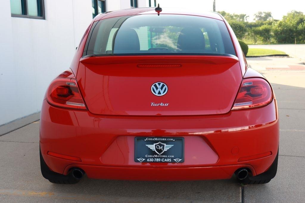 Volkswagen Beetle  2013