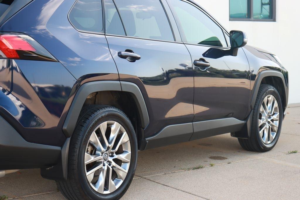 Toyota RAV4  2019