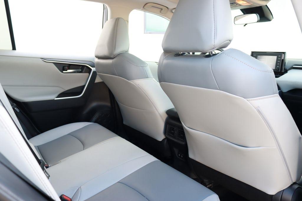 Toyota RAV4  2019