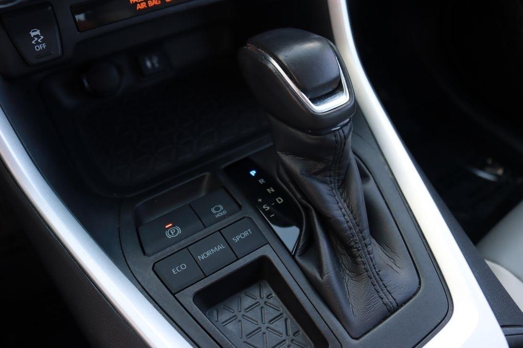 Toyota RAV4  2019