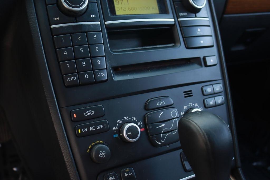 Volvo XC90  2008