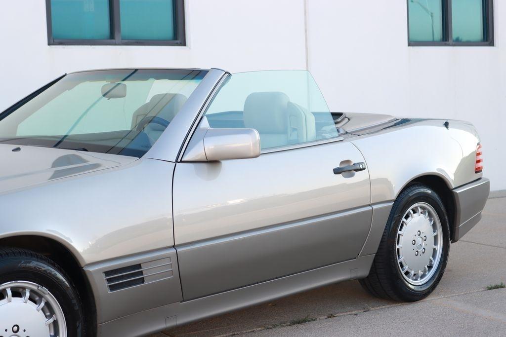 Mercedes-Benz 500  1991