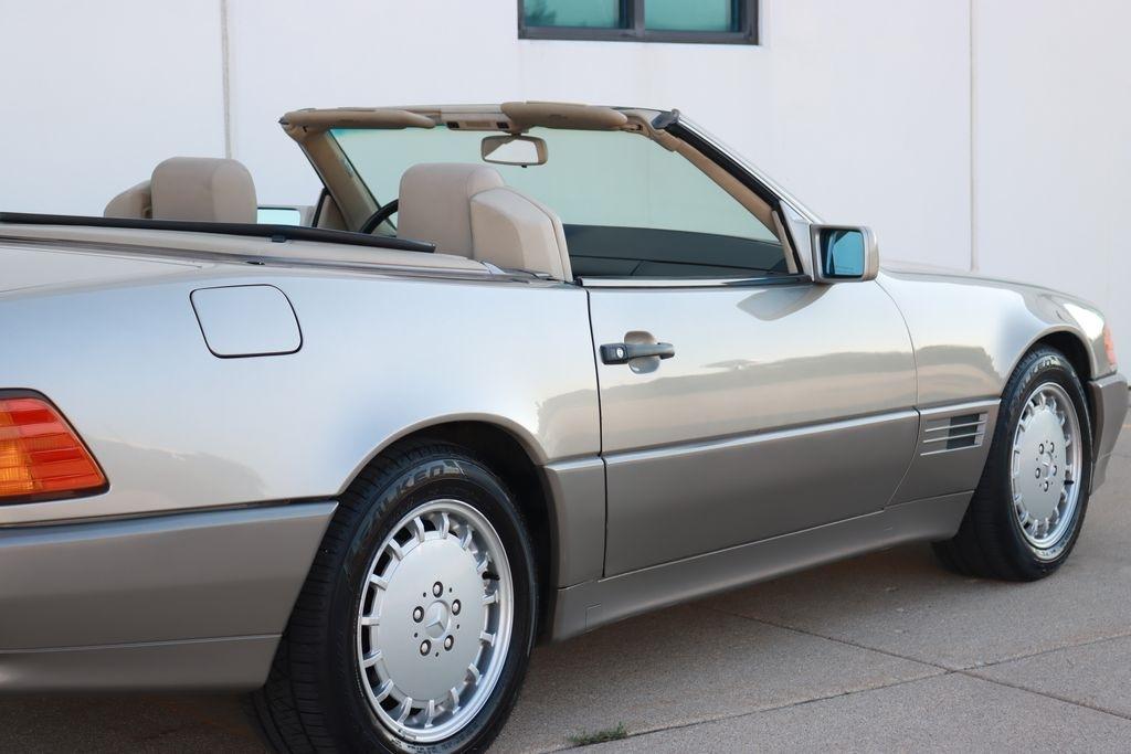 Mercedes-Benz 500  1991