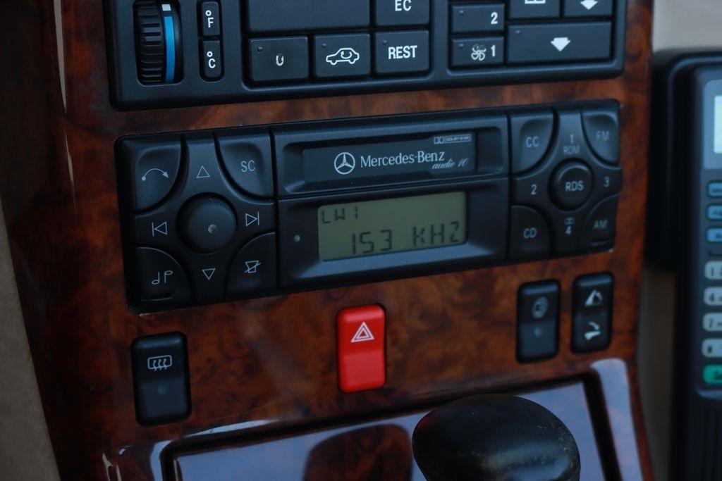 Mercedes-Benz 500  1991