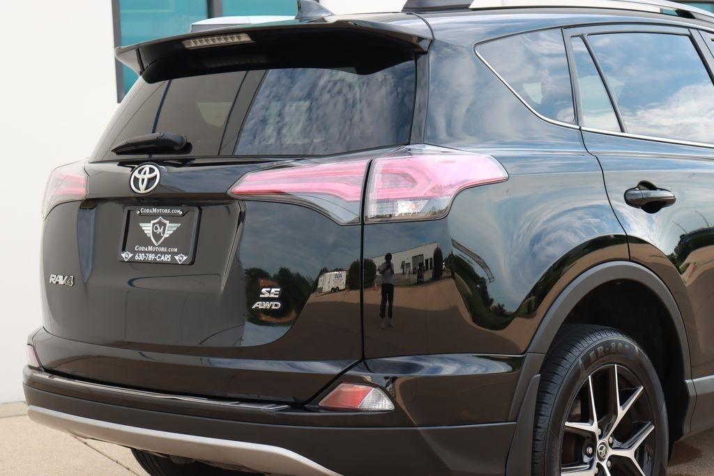 Toyota RAV4  2018