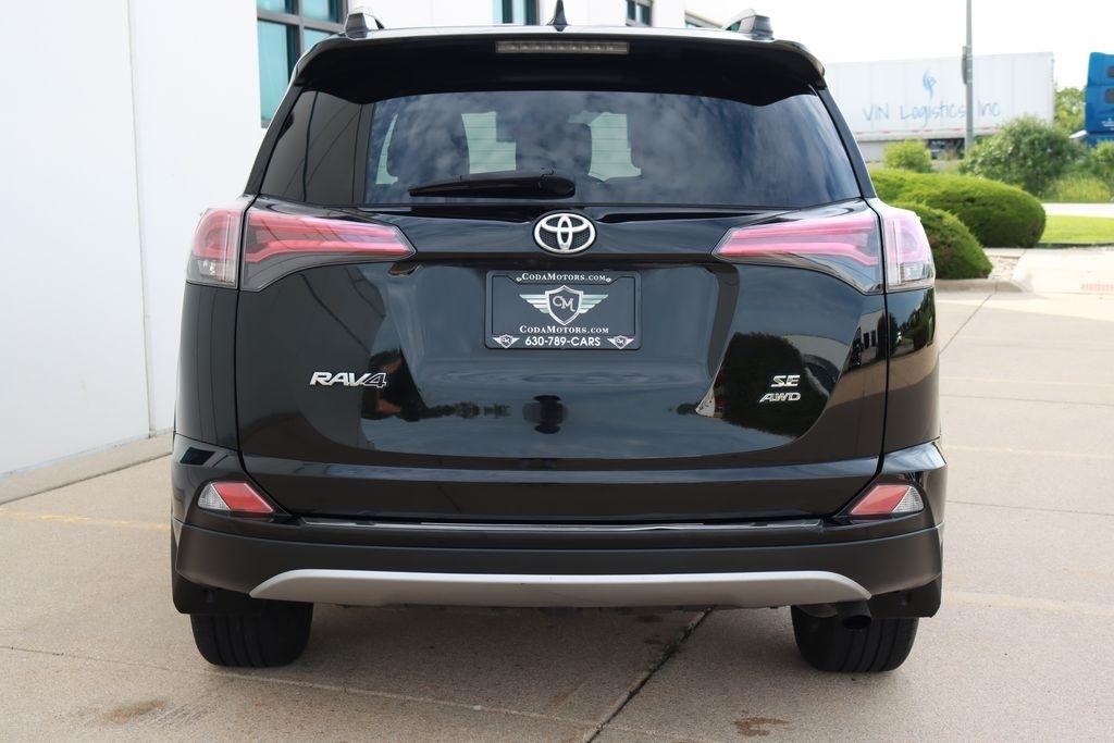Toyota RAV4  2018