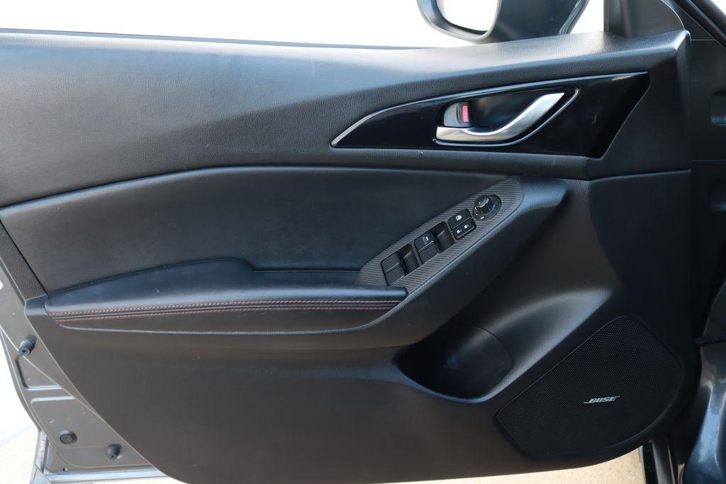 Mazda MAZDA3  2014
