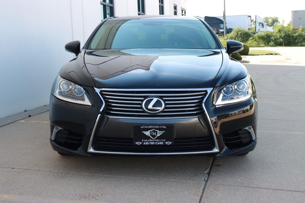 Lexus LS 460  2015
