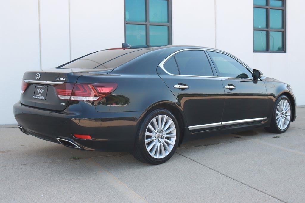 Lexus LS 460  2015