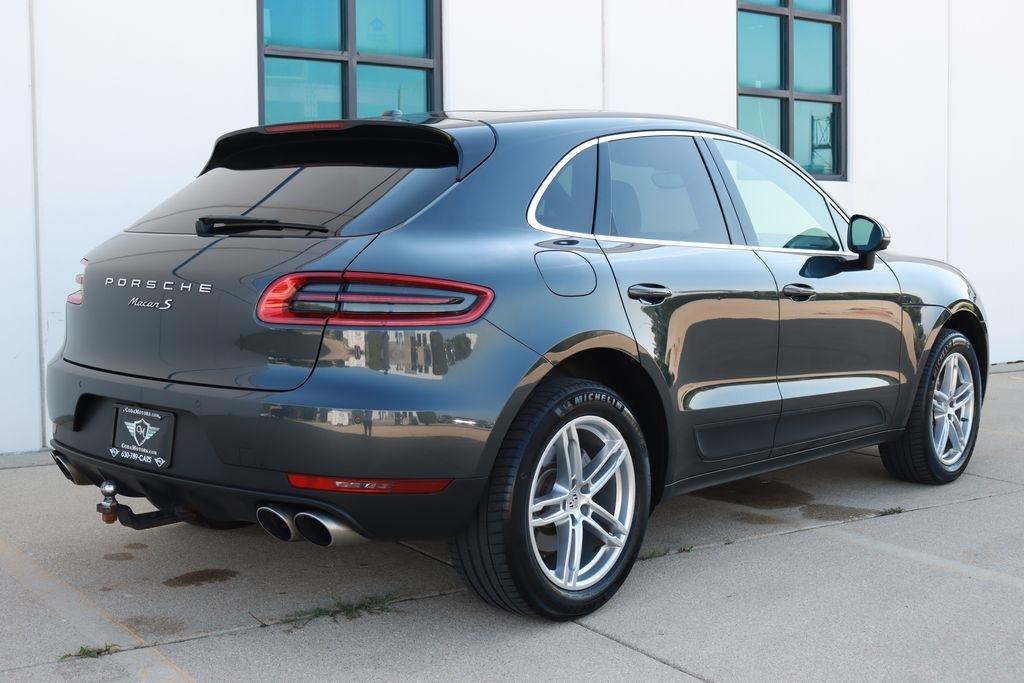 Porsche Macan  2017