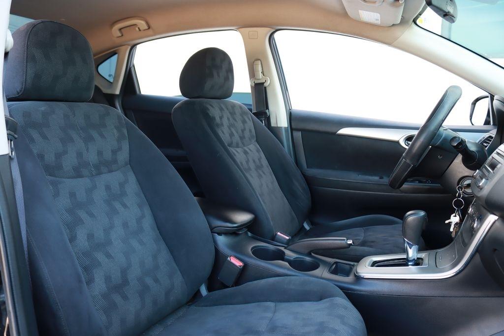 Nissan Sentra  2013