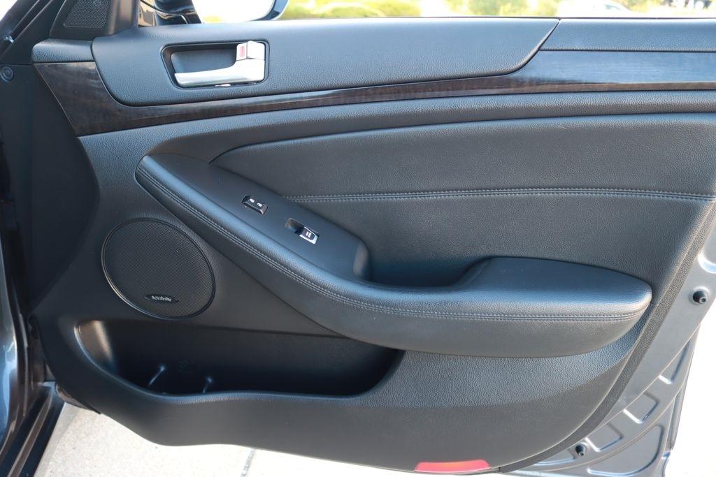 Kia Cadenza  2014