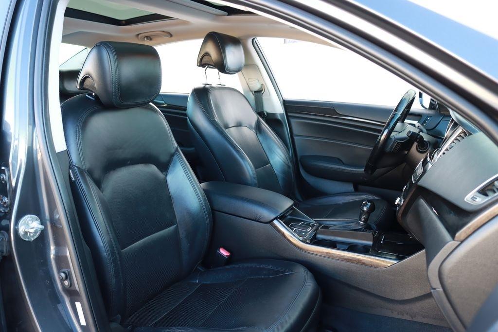 Kia Cadenza  2014