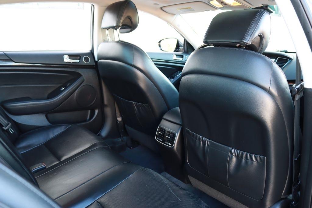 Kia Cadenza  2014