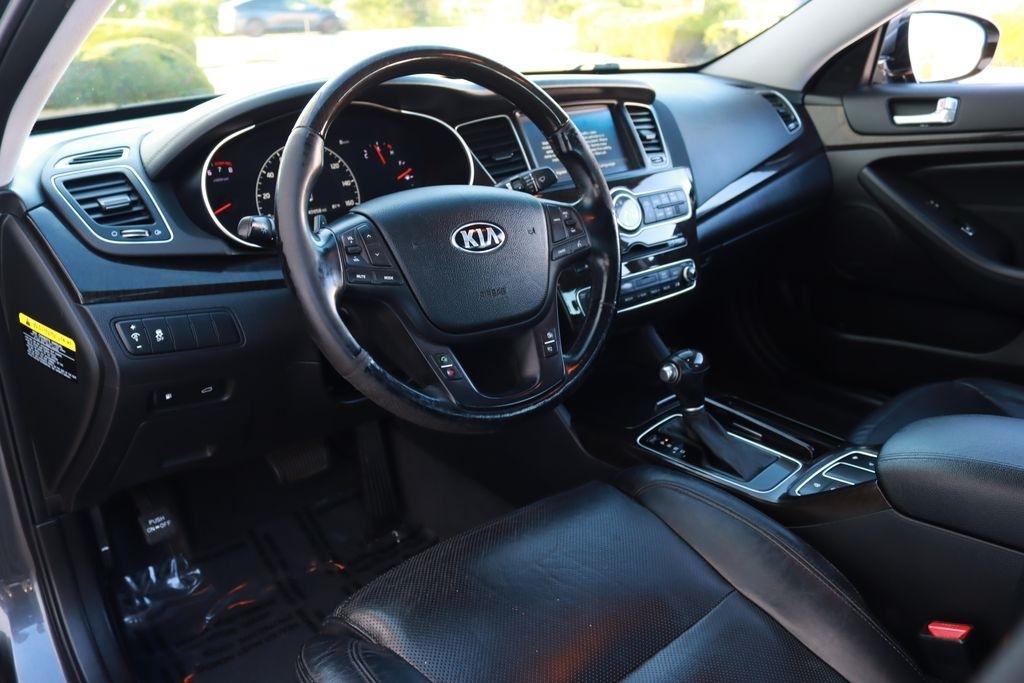 Kia Cadenza  2014