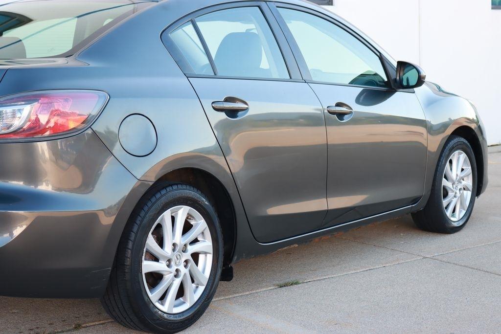 Mazda MAZDA3  2012