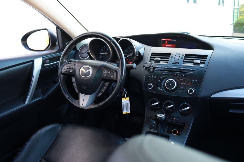 Mazda MAZDA3  2012