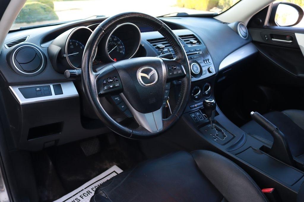 Mazda MAZDA3  2012