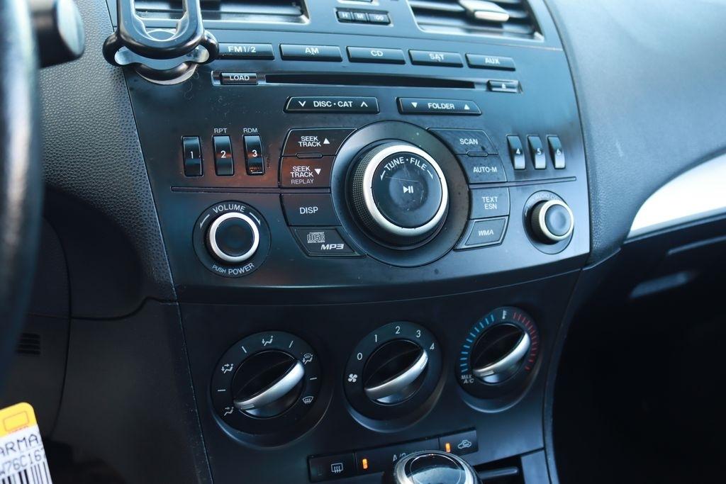 Mazda MAZDA3  2012