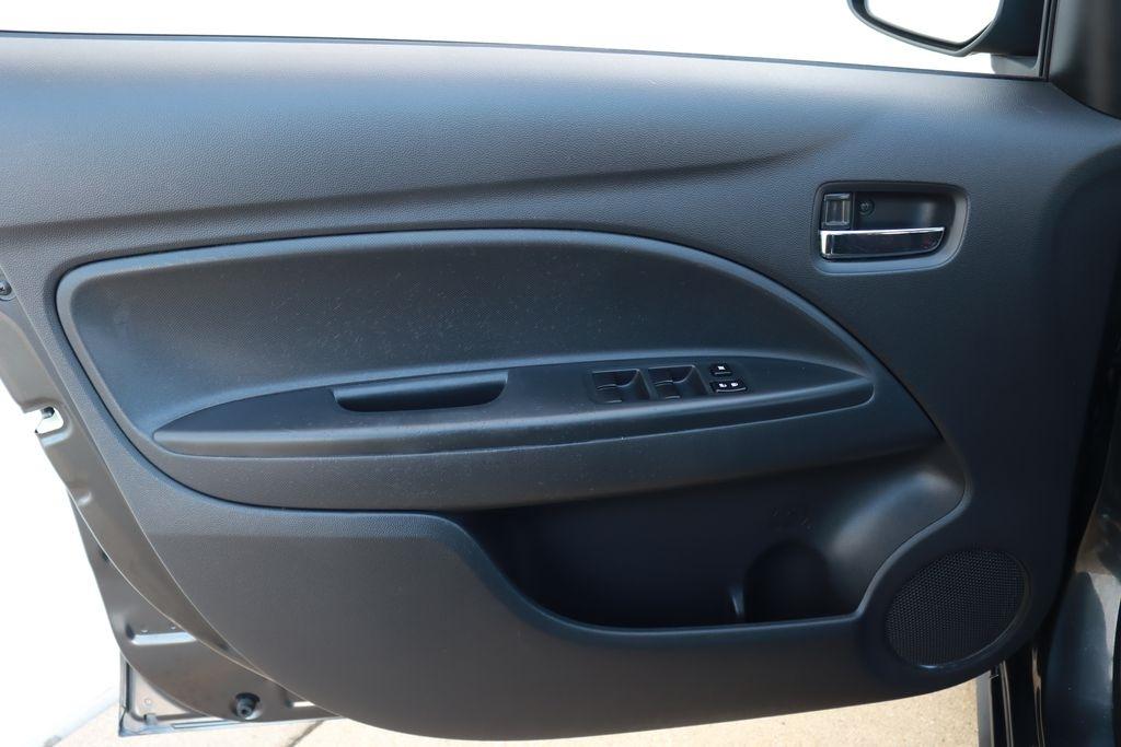 Mitsubishi Mirage  2014