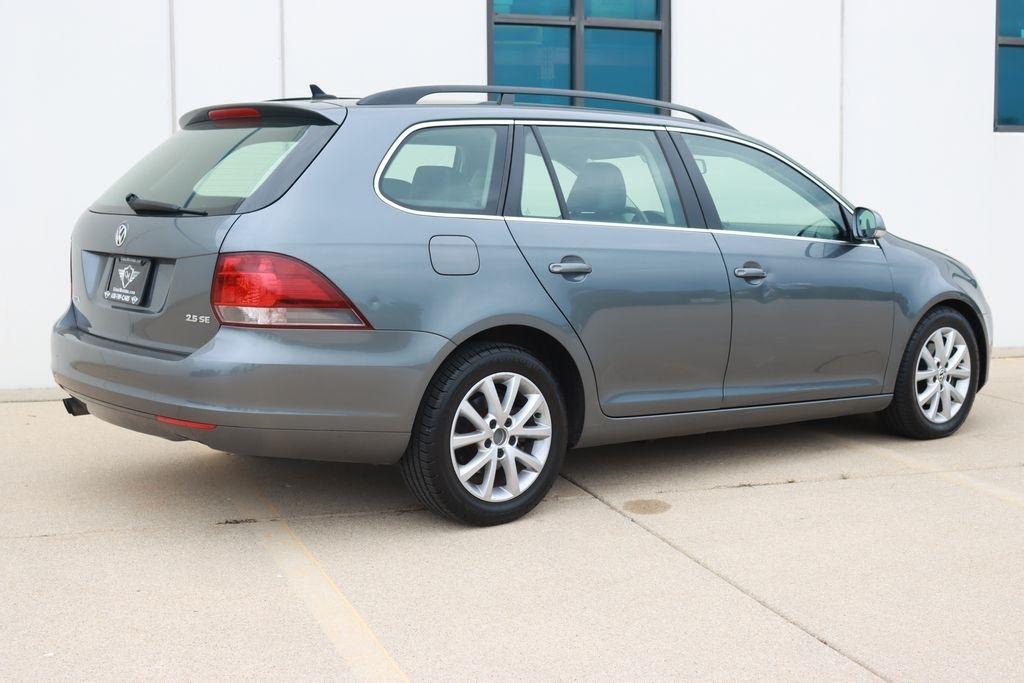 Volkswagen Jetta SportWagen  2012