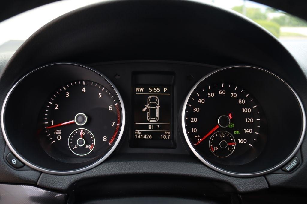 Volkswagen Jetta SportWagen  2012