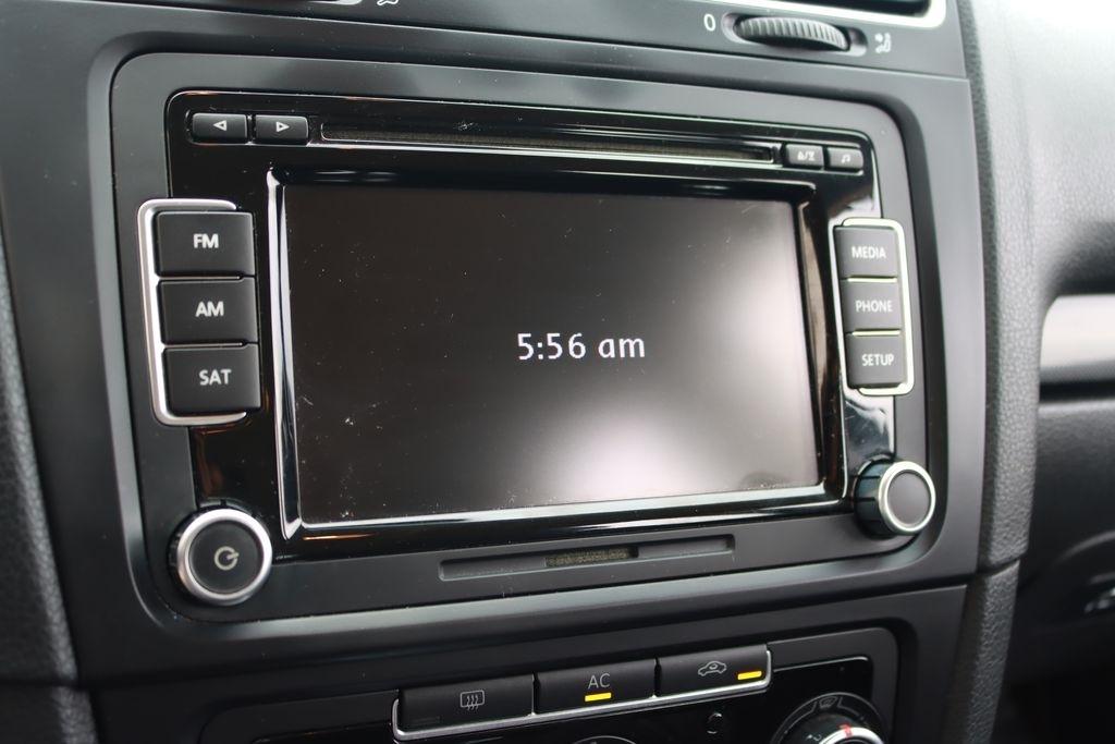 Volkswagen Jetta SportWagen  2012