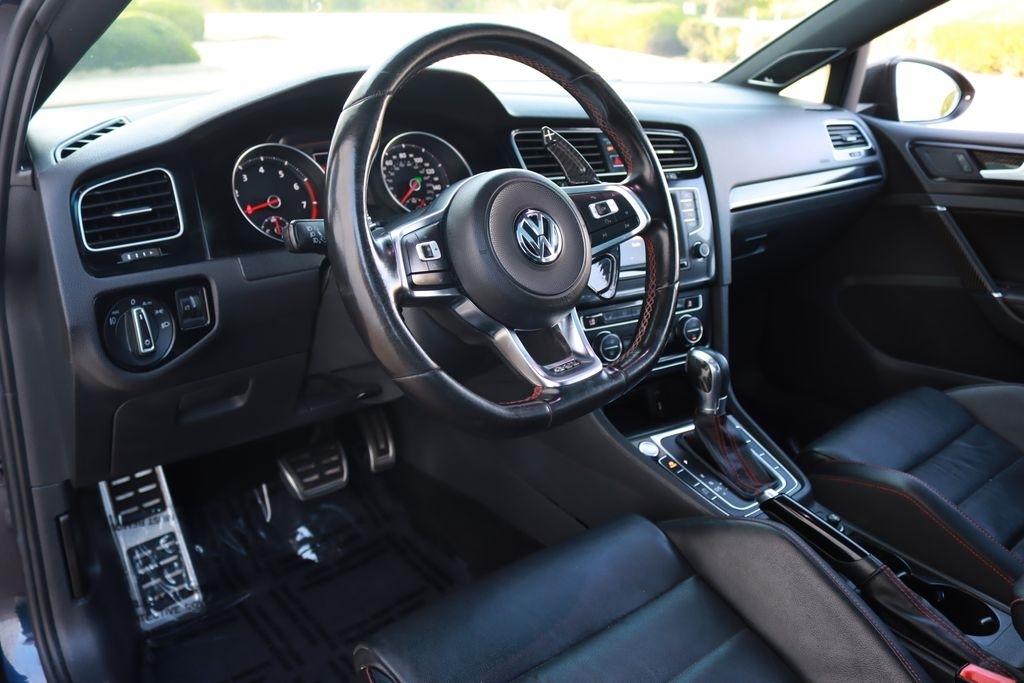Volkswagen Golf GTI  2017