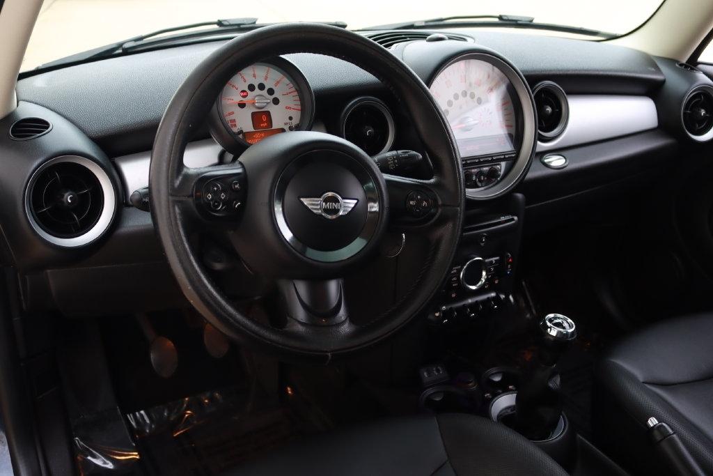 MINI Cooper  2013