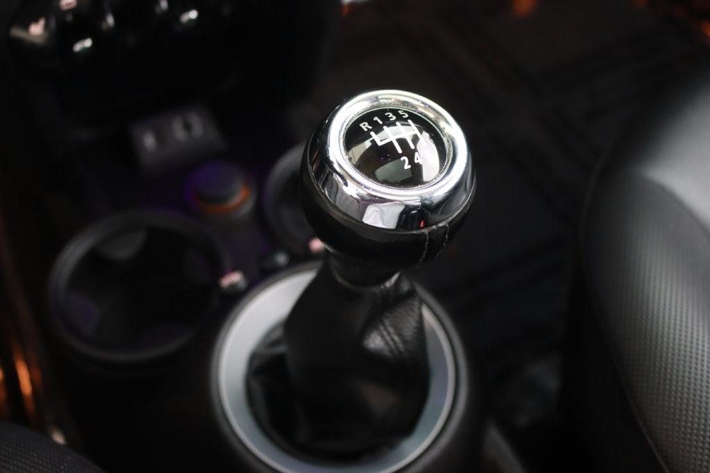 MINI Cooper  2013