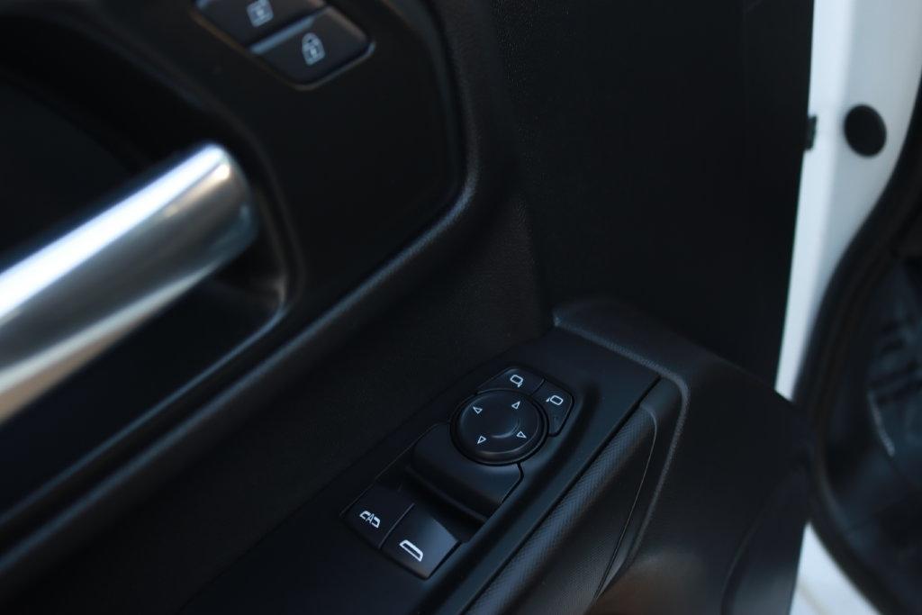 Chevrolet Silverado 1500  2025