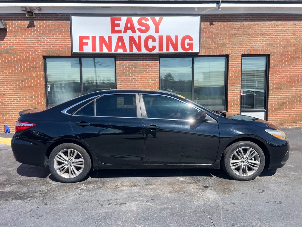 Toyota Camry LE 2017