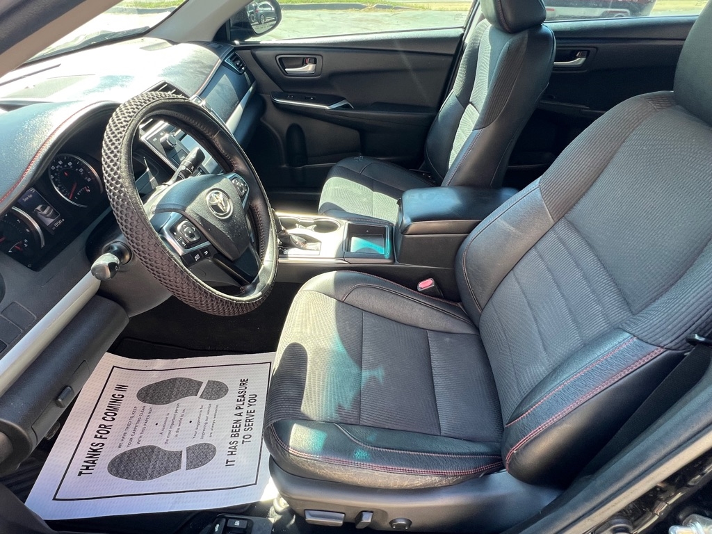 Toyota Camry LE 2017