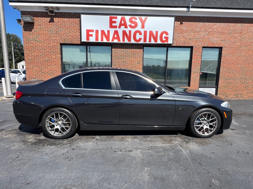 BMW 5-Series 535i 2011