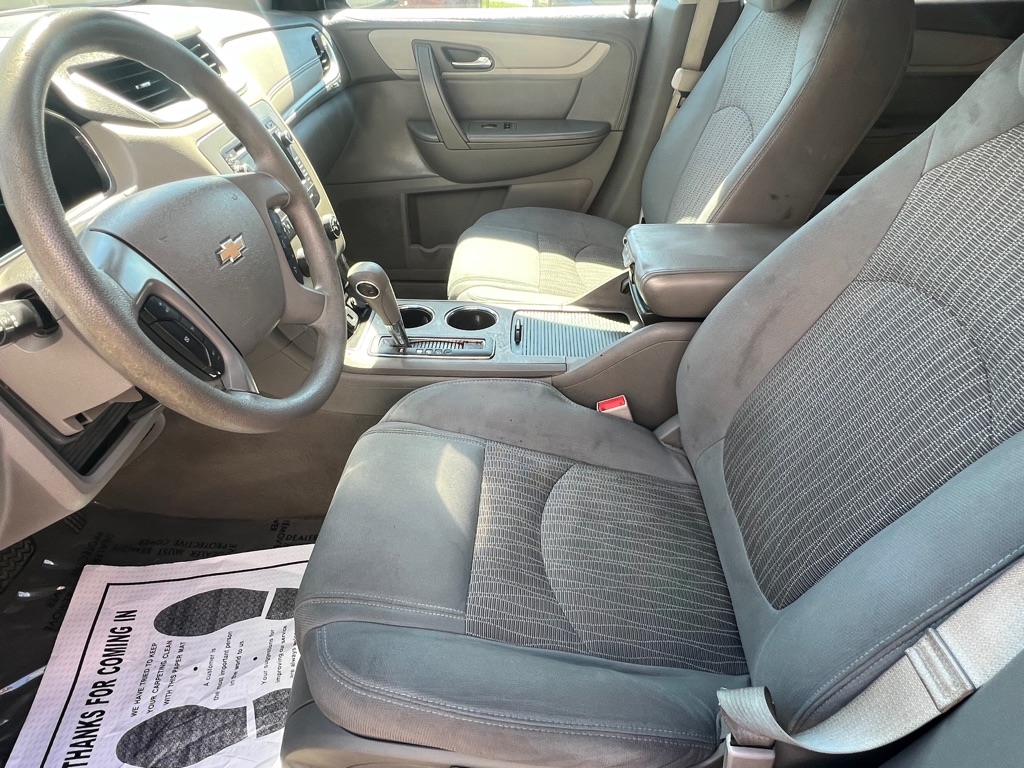 Chevrolet Traverse LS FWD w/PDC 2016