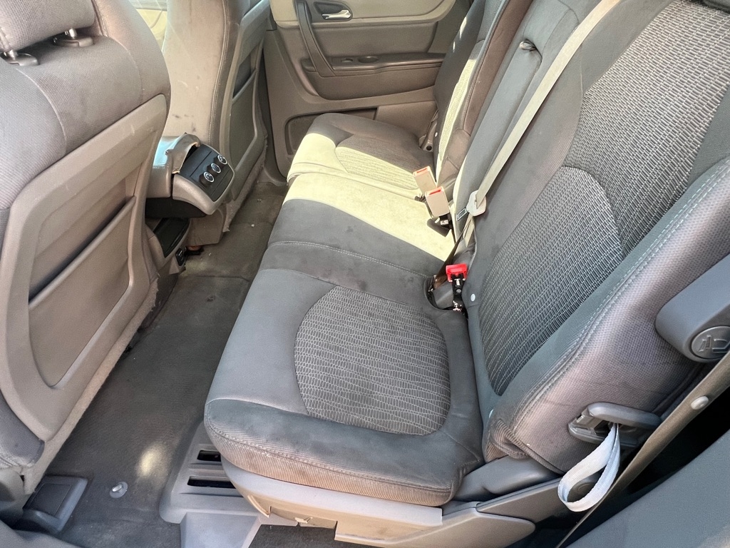 Chevrolet Traverse LS FWD w/PDC 2016