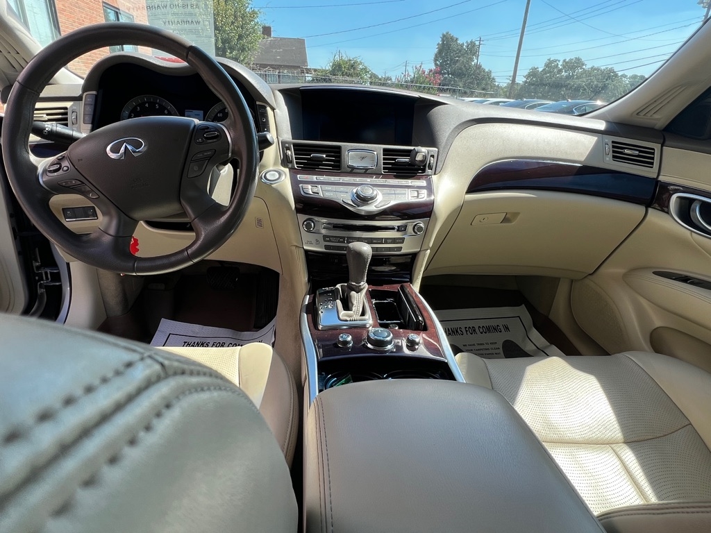 Infiniti M 37x 2012
