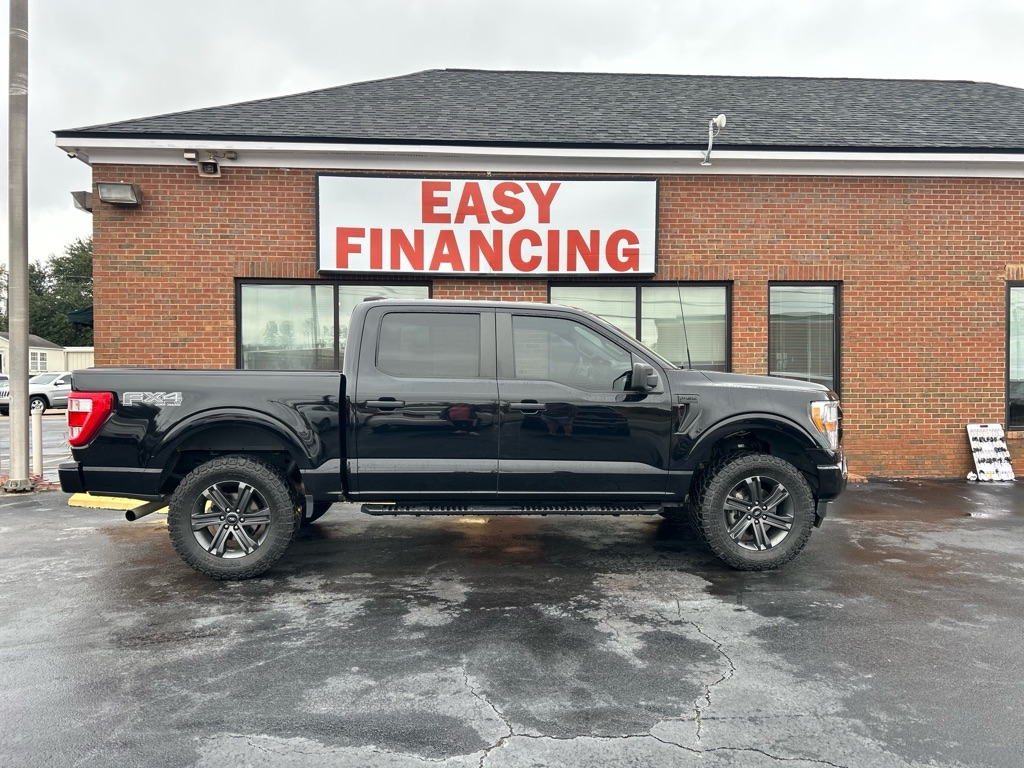 2022 Ford F-150 XL's photo