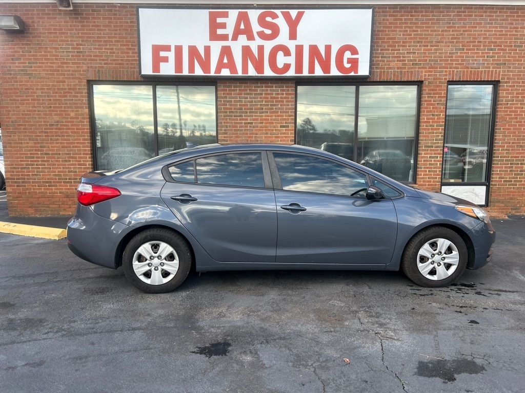 2016 Kia Forte LX's photo