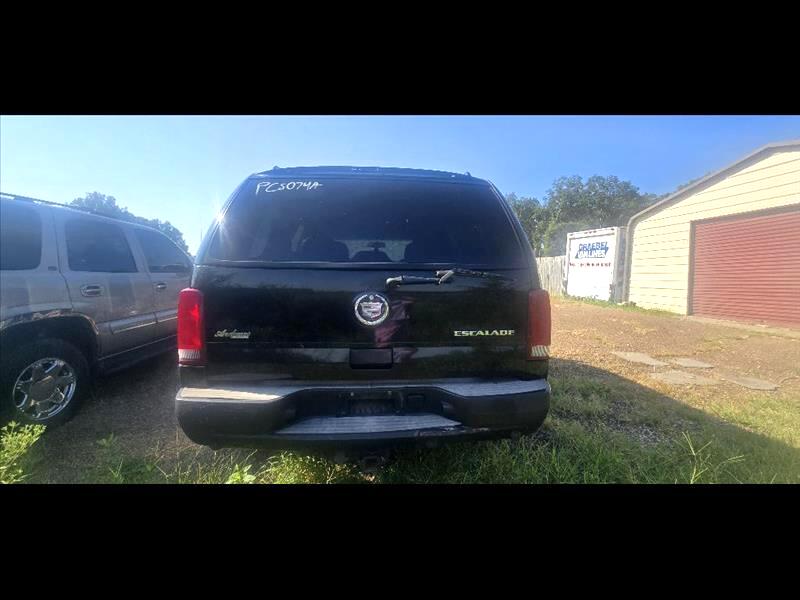 2002 Cadillac Escalade Base