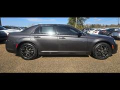 2019 Chrysler 300 