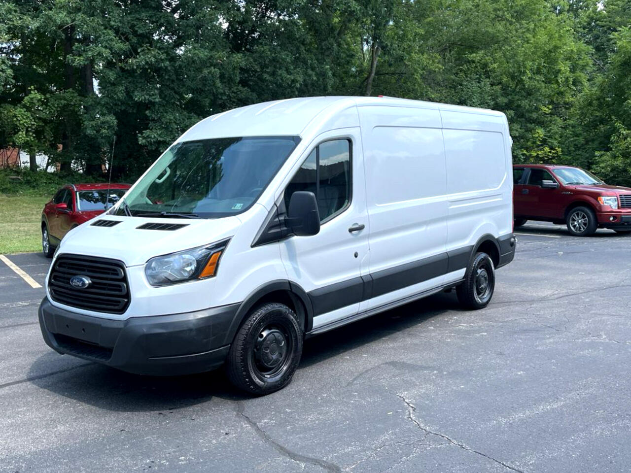 2019 Ford Transit 250 Van Med. Roof w/Sliding Pass. 148-in. WB