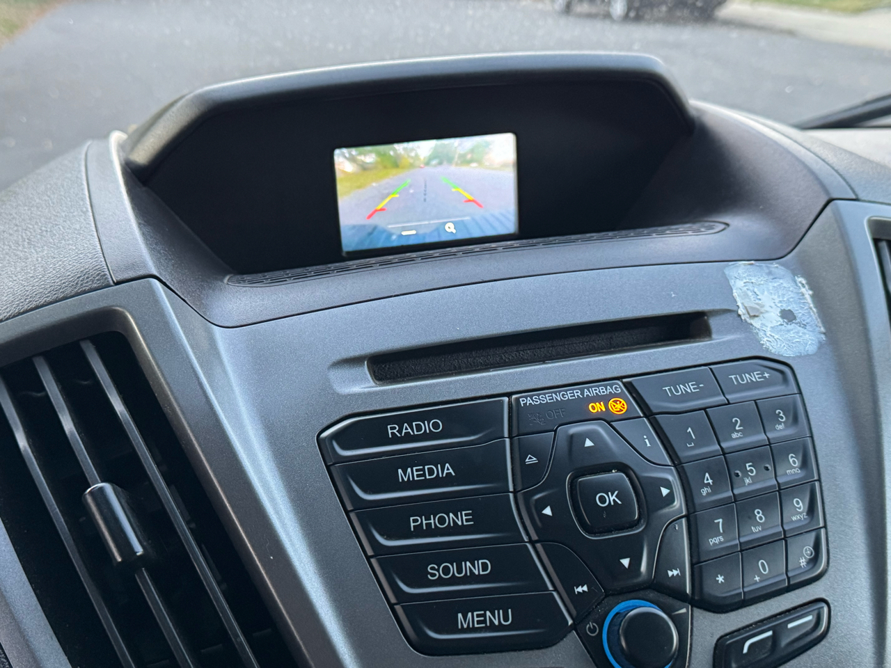 Ford Transit 250 Van Low Roof w/Sliding Pass. 130-in. WB 2017