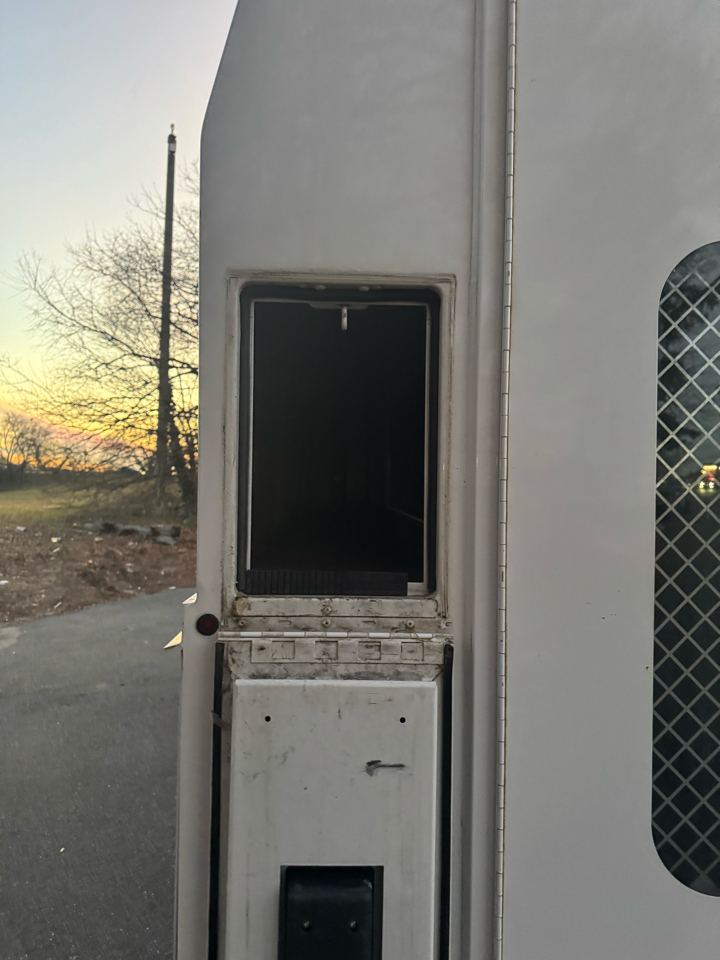 Ford Transit T-250 2016