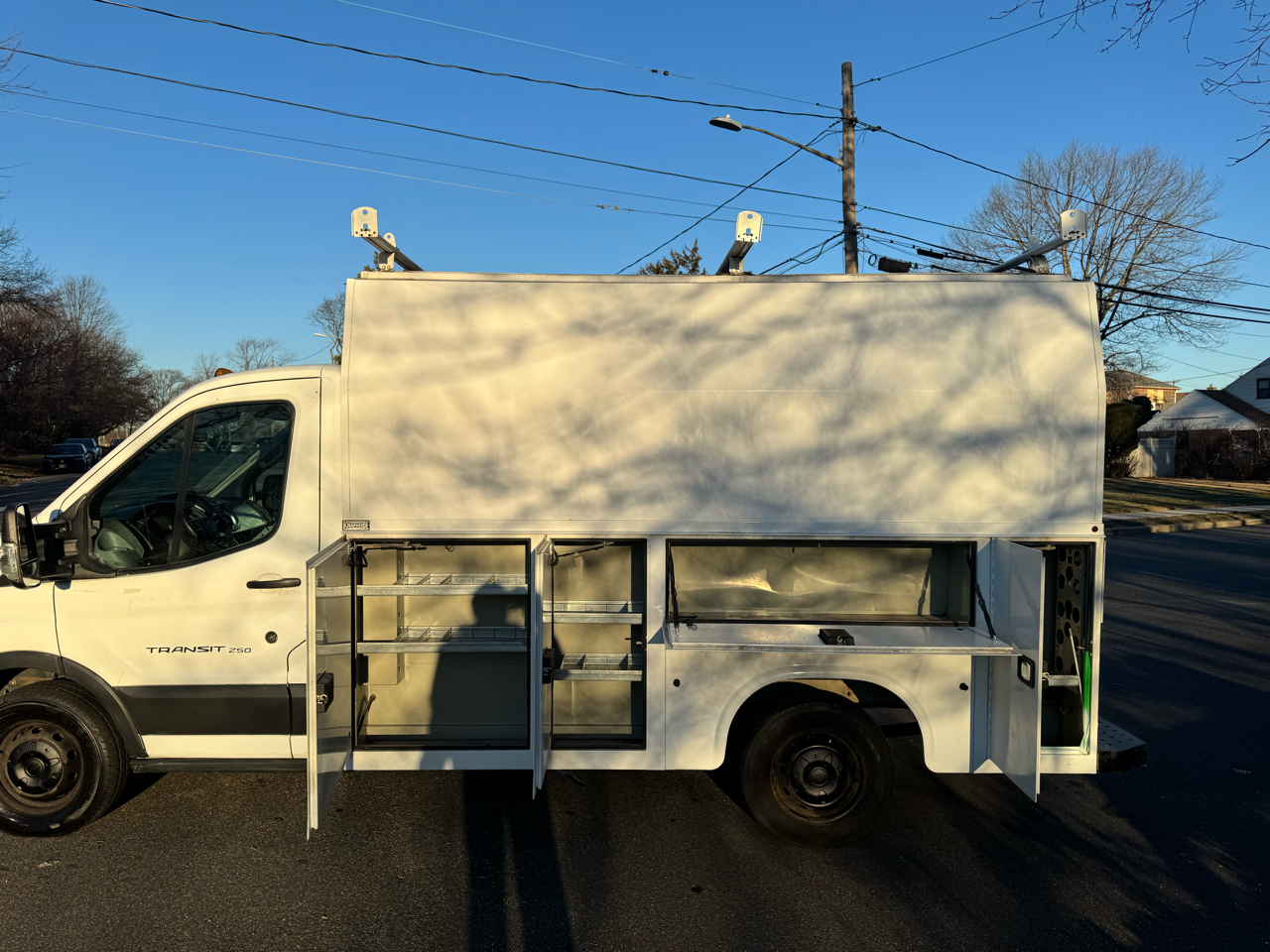 Ford Transit T-250 2016